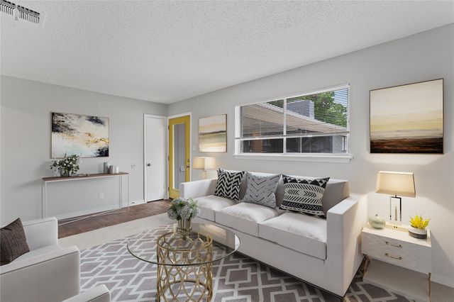2203 Ventura DR, Austin, TX 78741
