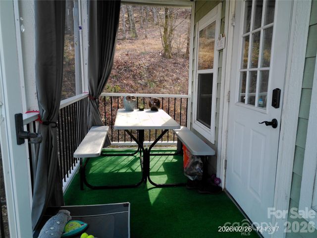 73 Bear Oat Trail, Franklin, NC 28734