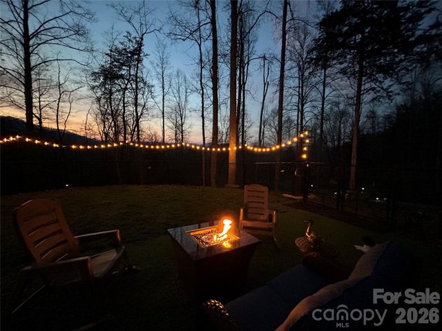 73 Bear Oat Trail, Franklin, NC 28734