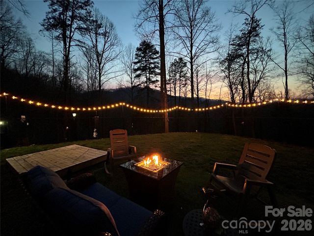 73 Bear Oat Trail, Franklin, NC 28734