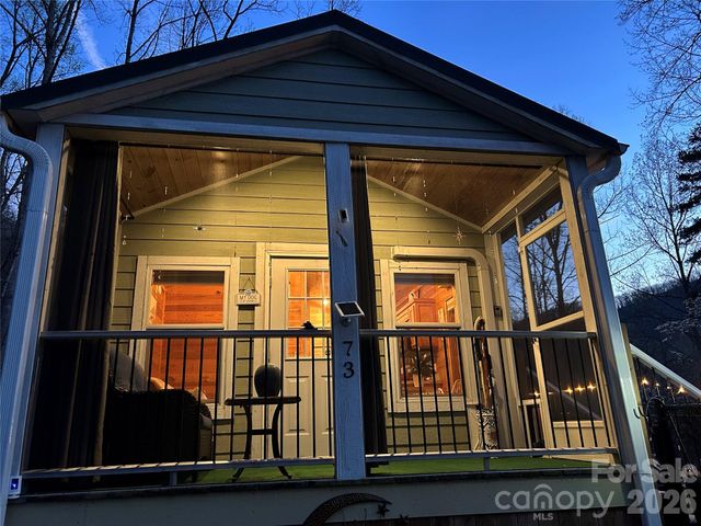 73 Bear Oat Trail, Franklin, NC 28734