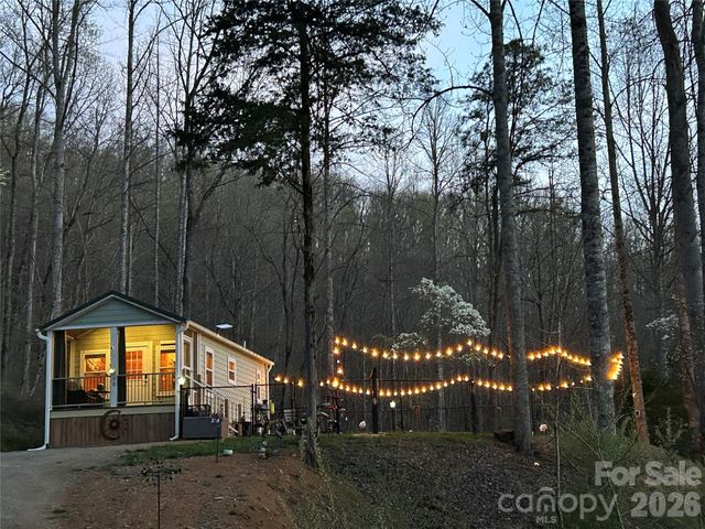 73 Bear Oat Trail, Franklin, NC 28734