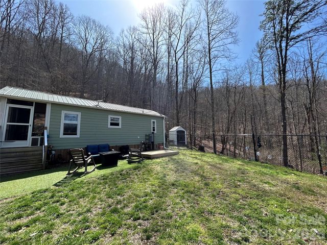 73 Bear Oat Trail, Franklin, NC 28734