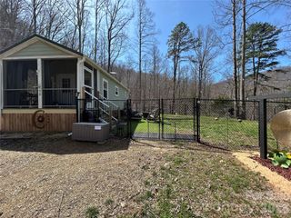 73 Bear Oat Trail, Franklin, NC 28734