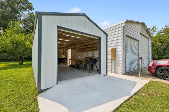 102 Silver Dollar St, Lascassas, TN 37085