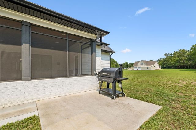 102 Silver Dollar St, Lascassas, TN 37085