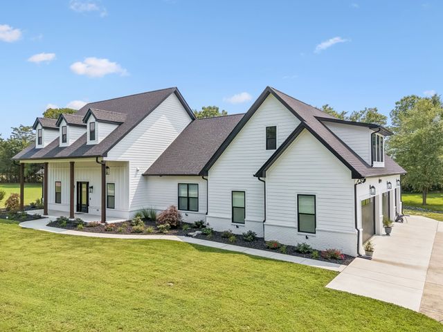 102 Silver Dollar St, Lascassas, TN 37085