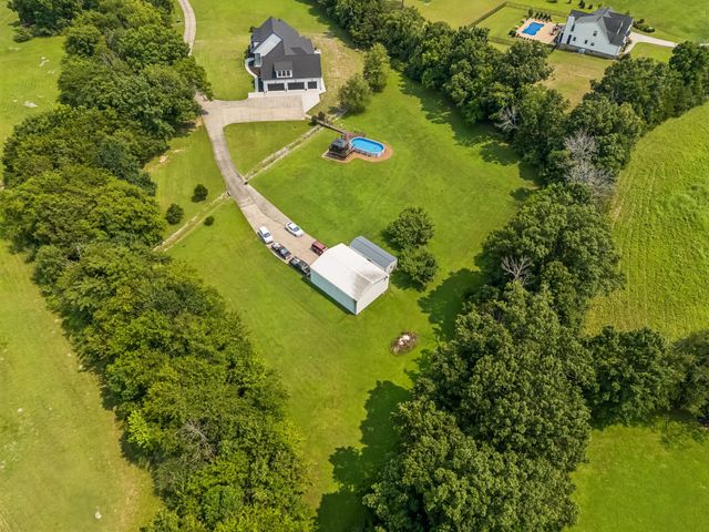 102 Silver Dollar St, Lascassas, TN 37085