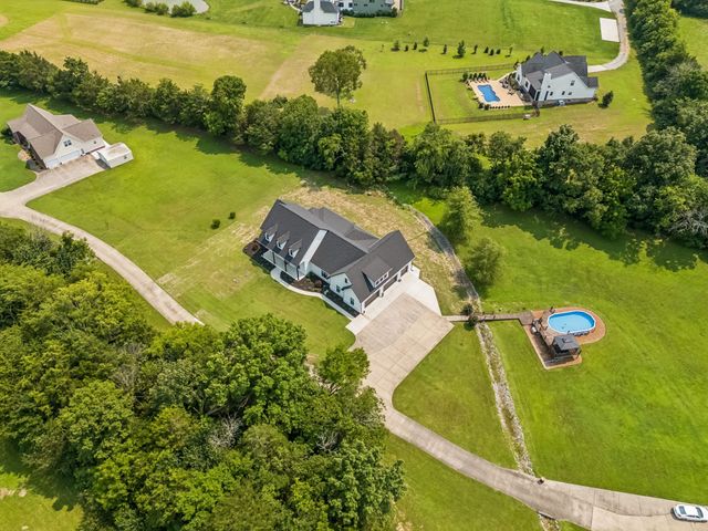 102 Silver Dollar St, Lascassas, TN 37085