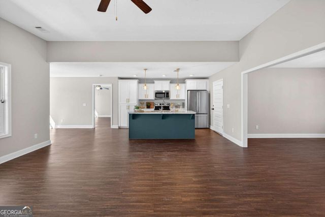 303 Tallulah Bend, Ellabell, GA 31308