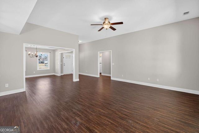 303 Tallulah Bend, Ellabell, GA 31308