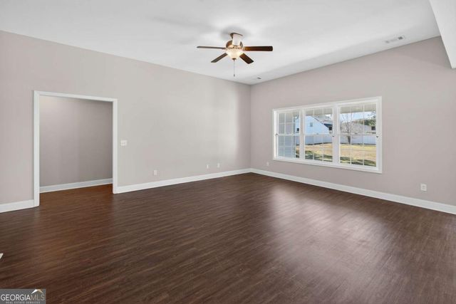 303 Tallulah Bend, Ellabell, GA 31308