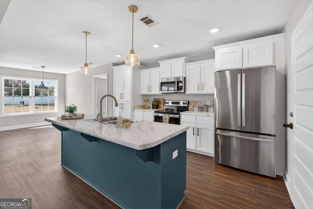 303 Tallulah Bend, Ellabell, GA 31308
