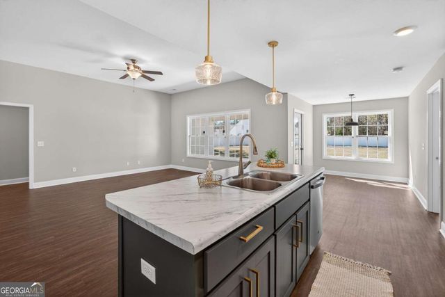 303 Tallulah Bend, Ellabell, GA 31308