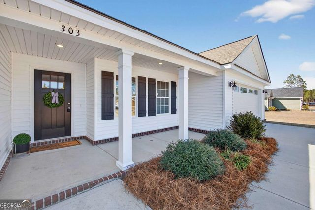 303 Tallulah Bend, Ellabell, GA 31308