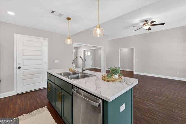 303 Tallulah Bend, Ellabell, GA 31308