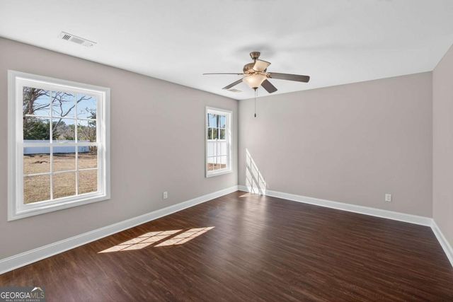 303 Tallulah Bend, Ellabell, GA 31308