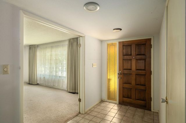 5345 E Butler Avenue, Fresno, CA 93727