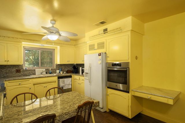 5345 E Butler Avenue, Fresno, CA 93727