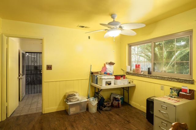 5345 E Butler Avenue, Fresno, CA 93727