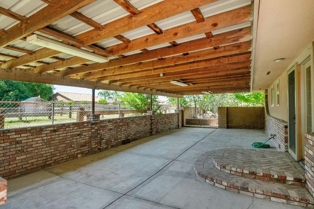 5345 E Butler Avenue, Fresno, CA 93727