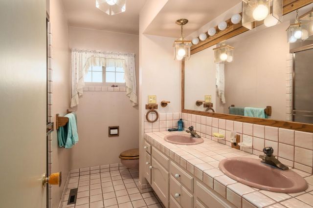 5345 E Butler Avenue, Fresno, CA 93727
