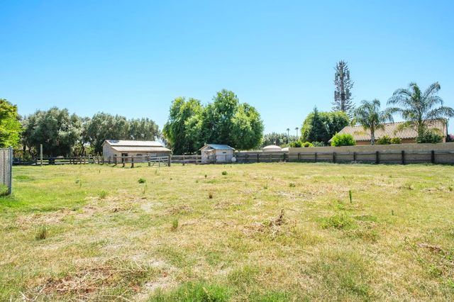 5345 E Butler Avenue, Fresno, CA 93727