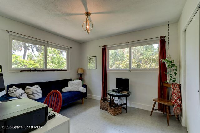 357 S Seneca Boulevard, Daytona Beach, FL 32114