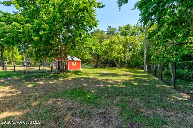 357 S Seneca Boulevard, Daytona Beach, FL 32114