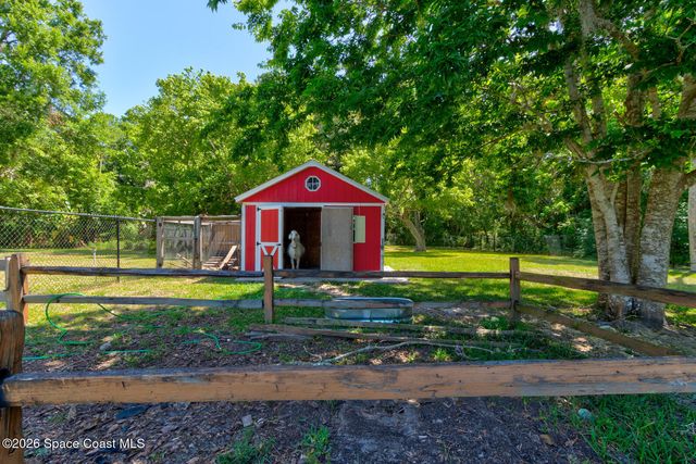 357 S Seneca Boulevard, Daytona Beach, FL 32114