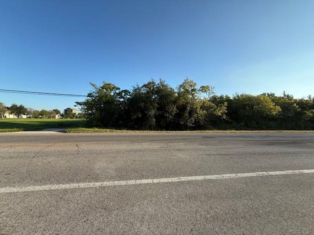 TBD Bayshore, San Leon, TX 77539