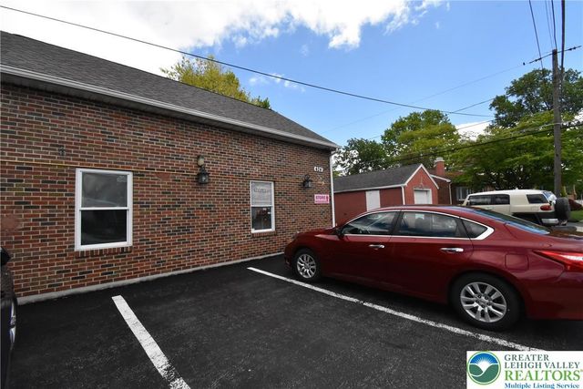 424 Grape Street, Whitehall Twp, PA 18052