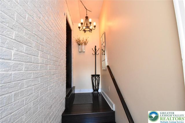 424 Grape Street, Whitehall Twp, PA 18052