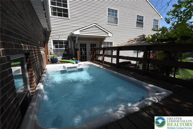 424 Grape Street, Whitehall Twp, PA 18052