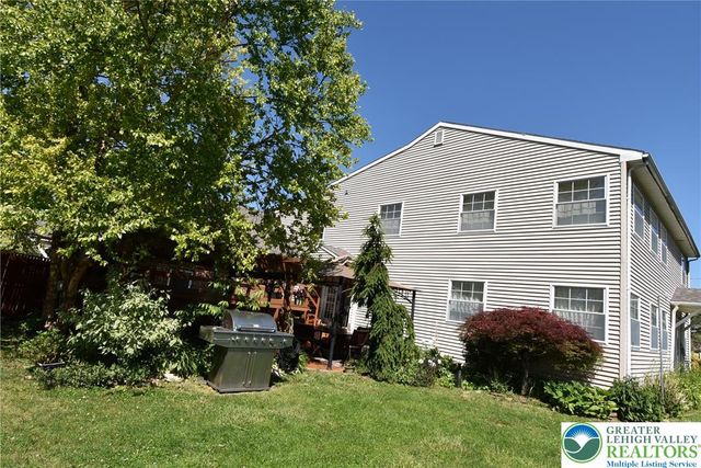 424 Grape Street, Whitehall Twp, PA 18052