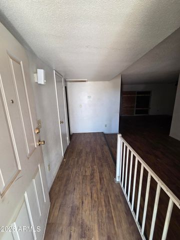 901 W ANGELA Drive, Phoenix, AZ 85023