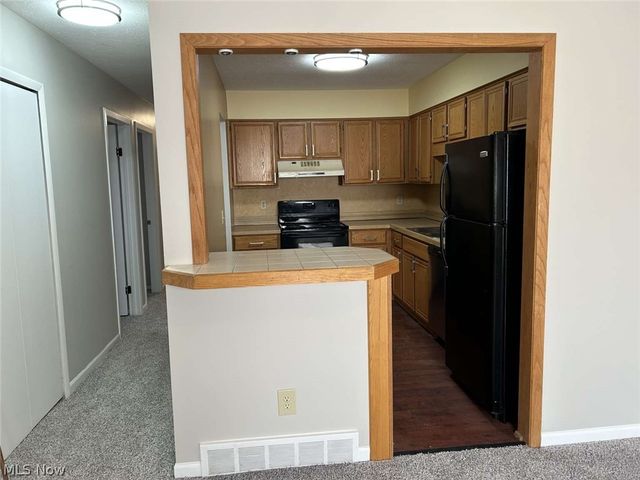 7153 N Jester Place A, Concord, OH 44077