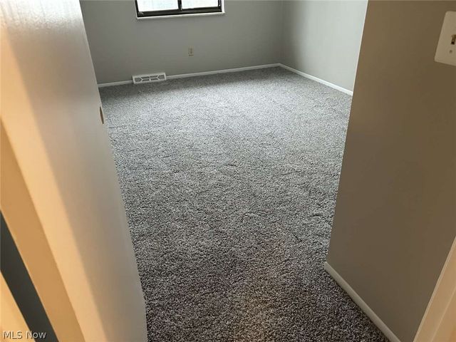 7153 N Jester Place A, Concord, OH 44077