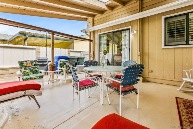 1171 Via Santa Paulo, Vista, CA 92081