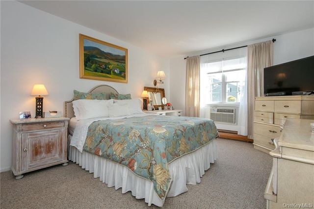 100 Hillside Drive F5, Middletown, NY 10941