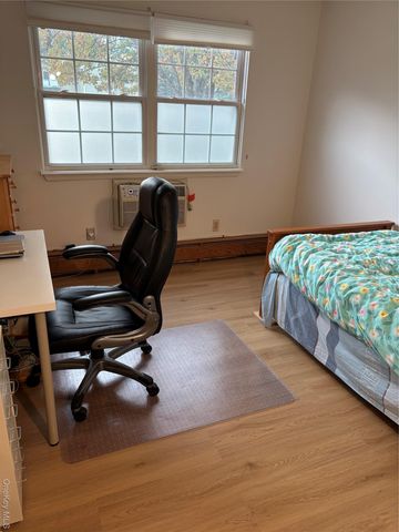 100 Hillside Drive F5, Middletown, NY 10941