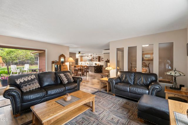 16191 Twin Drive, La Pine, OR 97739