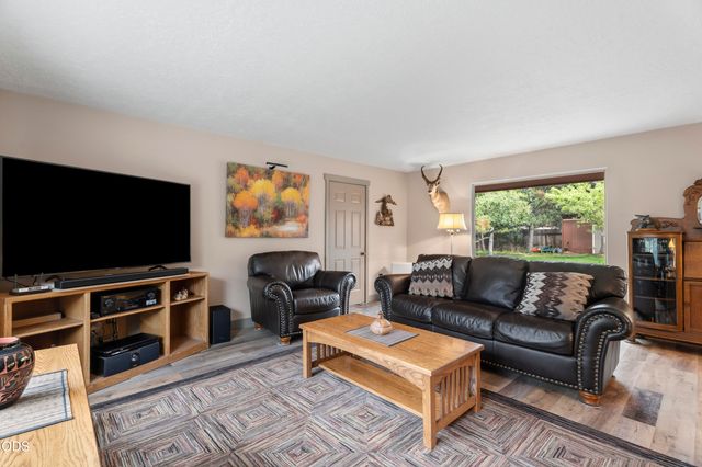 16191 Twin Drive, La Pine, OR 97739