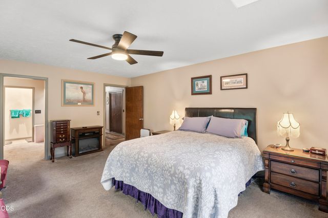 16191 Twin Drive, La Pine, OR 97739