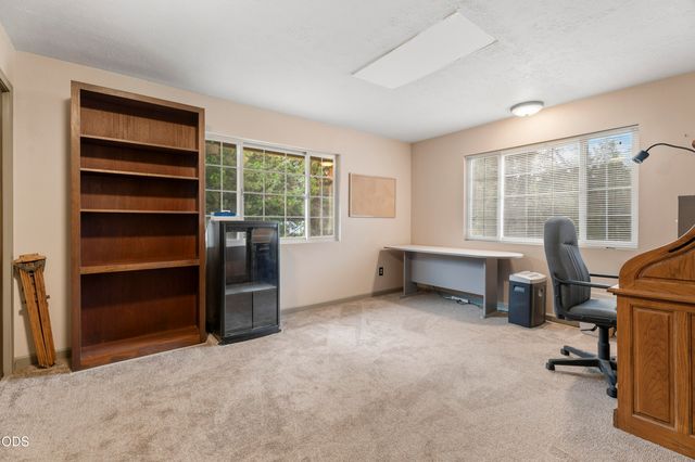 16191 Twin Drive, La Pine, OR 97739
