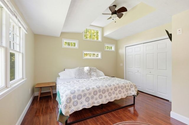 202 Quaker Rd, Falmouth, MA 02540