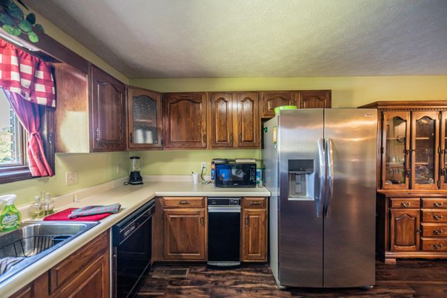 2331 US-60, Marion, KY 42064