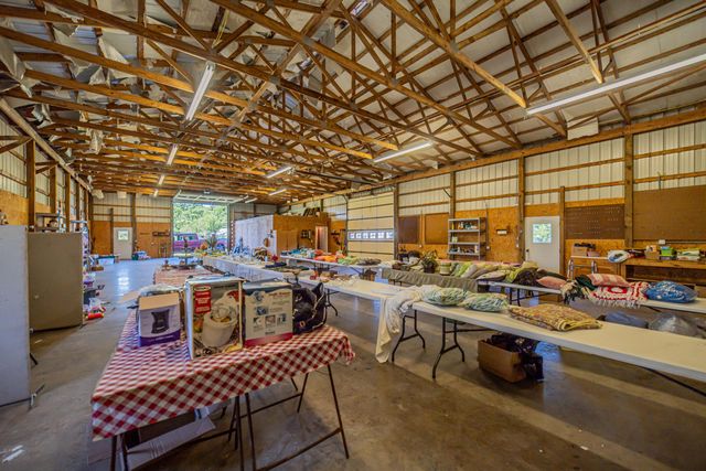 2331 US-60, Marion, KY 42064