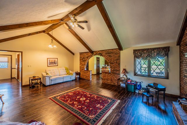 2331 US-60, Marion, KY 42064