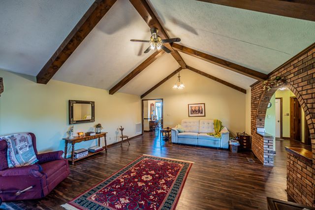 2331 US-60, Marion, KY 42064